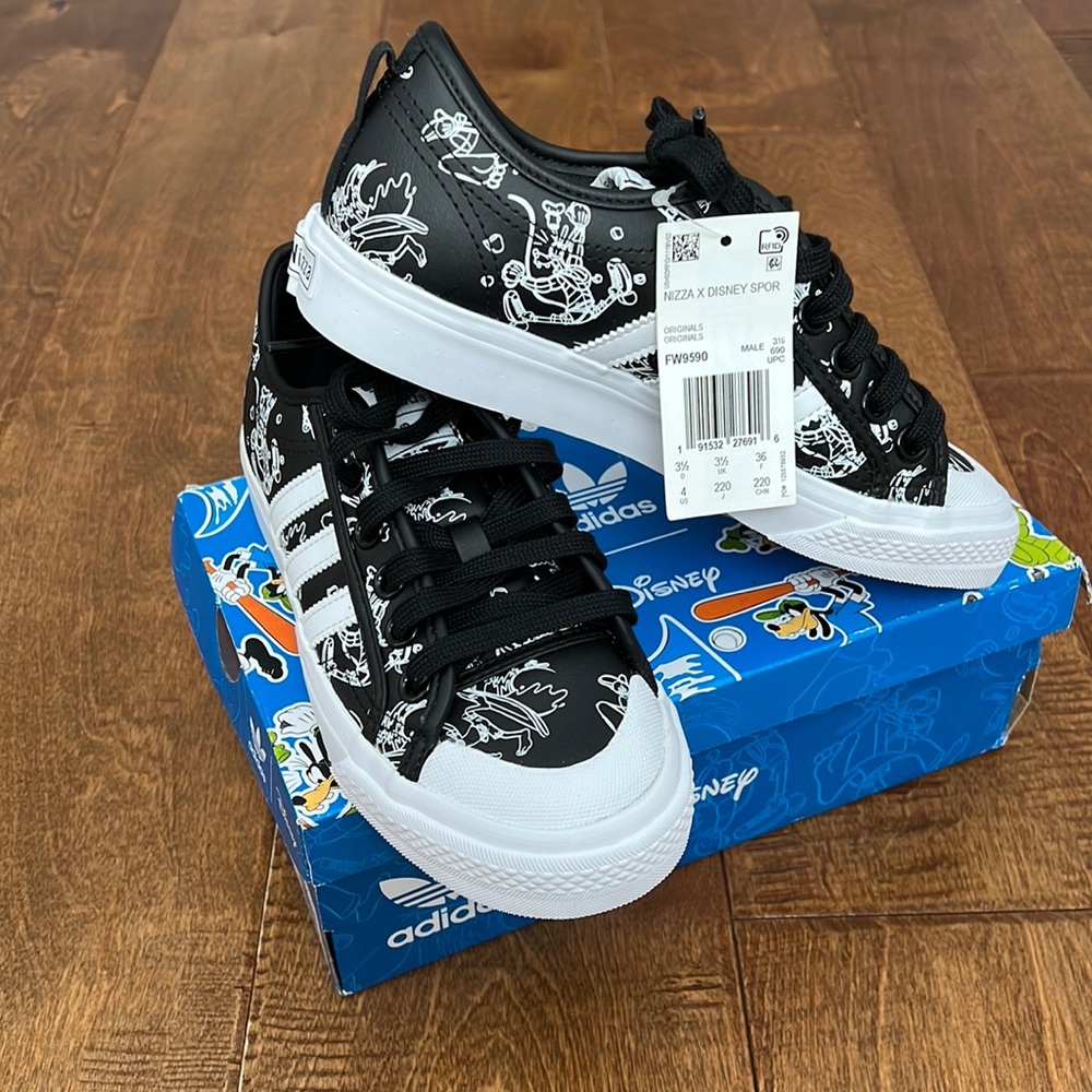 Adidas Nizza Disney